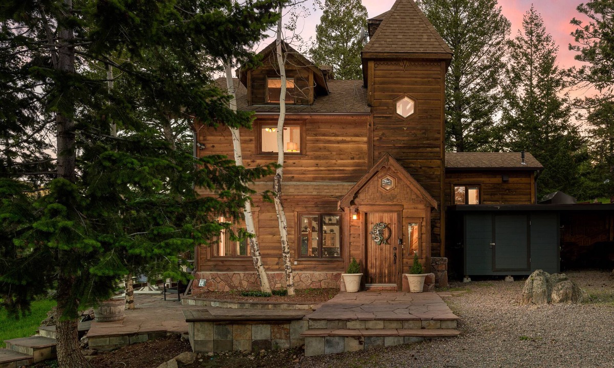 Evergreen Cabin | Whimsical Castle Retreat with Sauna, Fireplaces, Forest Setting Near Denver