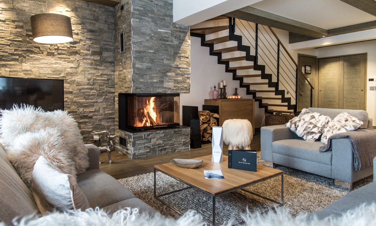 Courchevel House | Whistler Lodge by Alpine Resorts
