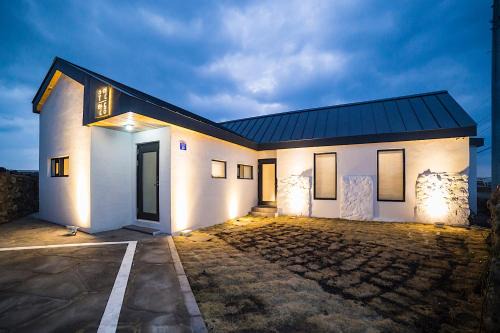 Gujwa House | Wooyeon Handong Pension