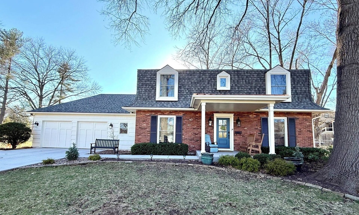 Prairie Village House | World Cup Home Base: 4BR Suburban Oasis Minutes from the Match!