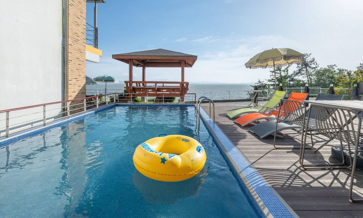 Yeosu House | Yeosu Eoneumeosjinnal Pension