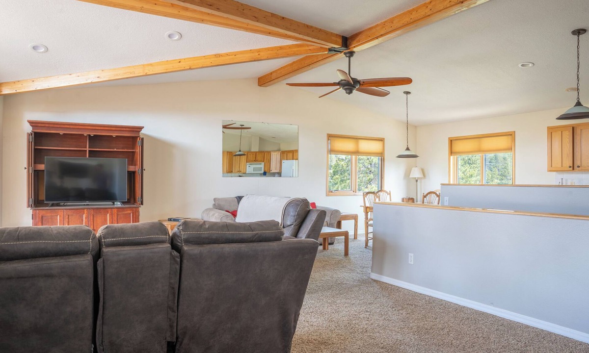 Granby House | Your Grand County Mountain Retreat w/Full Kitchen, Trails & Optional Tours