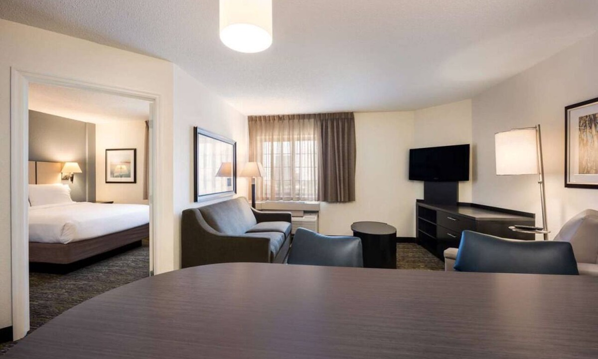 Golden Hotel | Your Home Away from Home in Colorado! Pet-friendly Property, Full Kitchen!