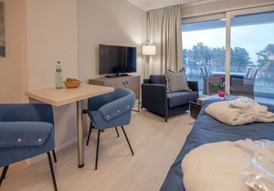 1-room vacation apartment with sea view, 1 bedroom and balcony