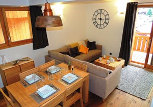 3 Rooms + Cabin in Les Gets, Close to Center, Parking, 3*