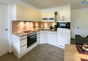Bright, modern and stylish - apartment with south-facing balcony!
