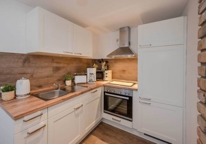 Cozy vacation apartment in Heringsdorf with large garden & whirlpool - only 550 m