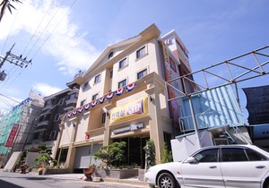 Jinju M Hotel