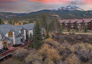Luxury w/Mountain Views + Ski-in/Ski-out - Pines 75 Townhome