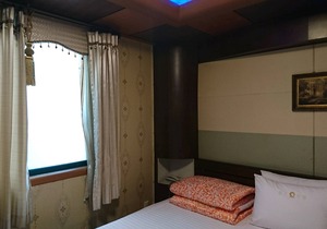 Queens Motel Busan