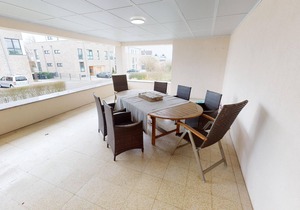 Renovated vacation apartment for 6 adults and 1 child with sea view in beach- and