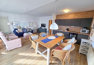 Strandvillen Binz - Ferienwohnung mit 2 Schlafzimmern und Balkon AH-720