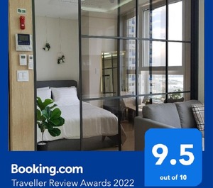 The Mark Sokcho Residence 