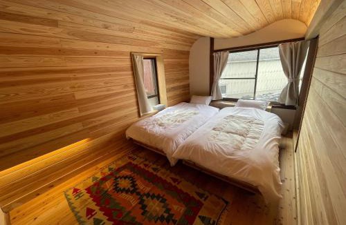 Meiro no Machi Apartment | 岡邸