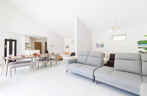 Nakasone Apartment | 新築ジャングリア12分一棟貸切BBQ駐車場3台美ら海古宇利島15分最大10名Chura Terrace Nakijin