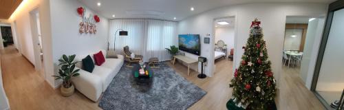 Suyeong-Gu House | 광안606 Gwangan-ri 4 Rooms accommodationㅡ2 minutes from Exit 1 of Gwangan StationㅡPrime Location