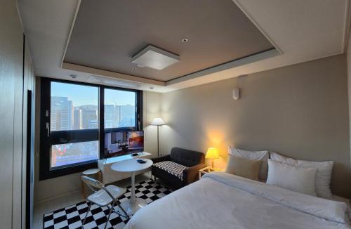 Seongnae-dong Apartment | 다온# 동성로 스타비앤비 레지던스