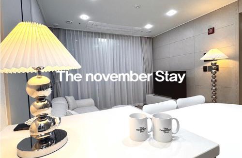 Guri Hotel | 더 노벰버스테이 구리역점