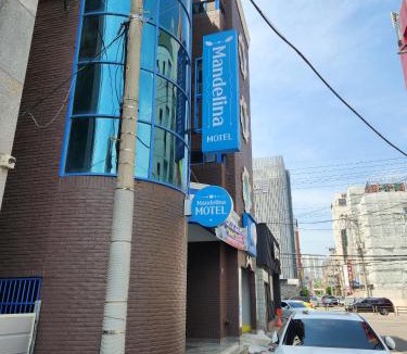 Gimhae Hotel | 만델리나스테이