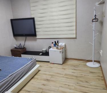 Gimhae Hotel | 만델리나스테이