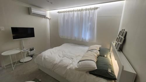 Seolcheon-myeon House | 모던한 스테이
