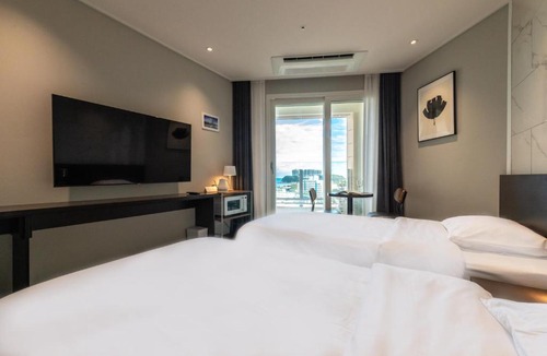 Sokcho Hotel | 모어댄 속초해변점