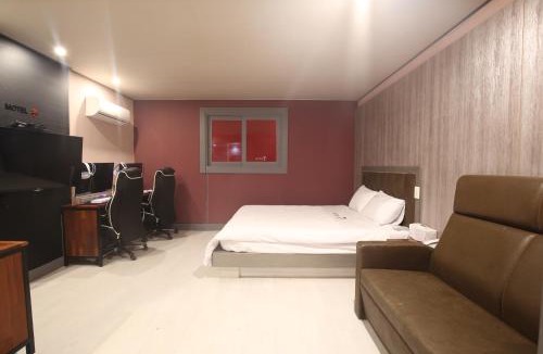 Gongsan-dong Hotel | 세븐모텔