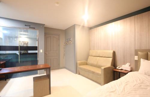Gongsan-dong Hotel | 세븐모텔