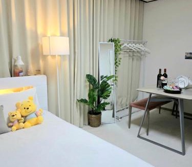 Euncheon-dong Apartment | 스테이 Stay - Bright Cozy House Seoul Local Stay