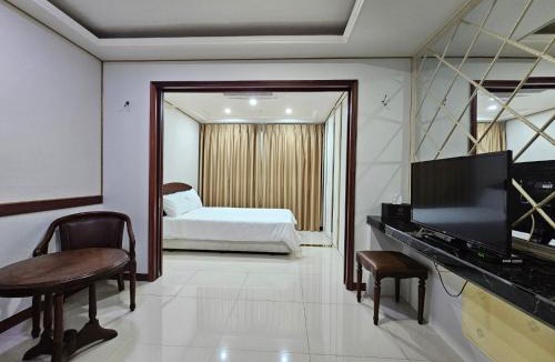 Gangseo Hotel | 인터시티365호텔