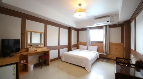 Yeon-dong Hotel | 제주 가이아호텔