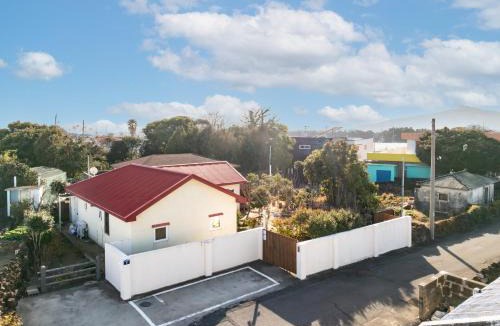Andeok House | 제주 독채 Stay 미스동백