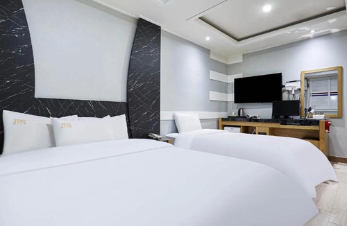 Ingye-dong Hotel | 톰즈모텔