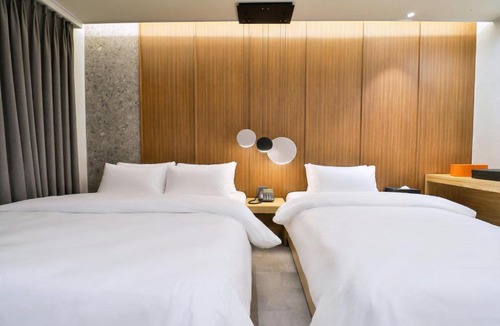 Tongyeong Hotel | 통영 하운드호텔 죽림점
