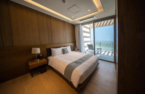 Busan Resort | 해운대비치 레스트몬즈