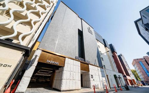 Cheongju Hotel | 호텔 어게인