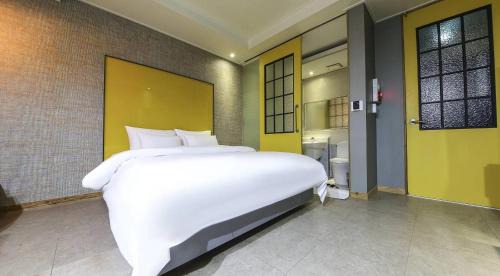 Cheongju Hotel | 호텔 페르소나