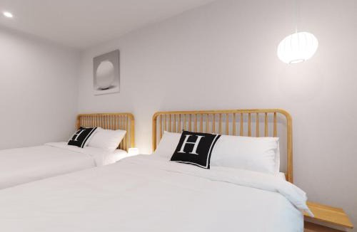 Seogang-dong Apartment | 홍대입구역, 홍대, 방 3개 욕실 2개, 호텔 침구, 10인 숙소, 넓은 거실, 가족여행, 세탁건조기, 평지