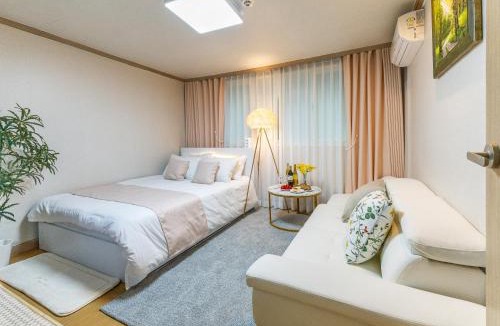 Mapo Apartment | 홍대 골든스테이