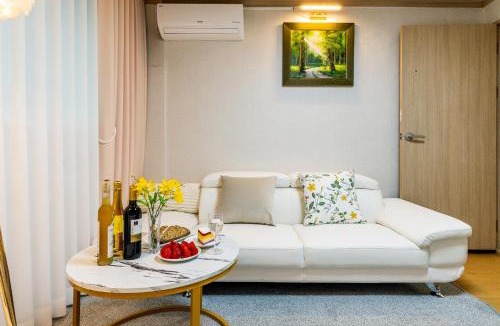 Mapo Apartment | 홍대 골든스테이