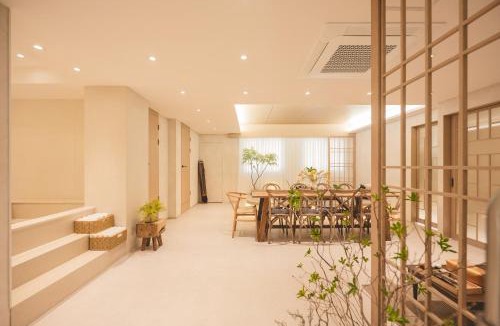 Busanjin Apartment | 희희喜喜, 서면역 도보 2분, 침대7개,16명 단체숙소,자쿠지,3박이상 픽업, 5박이상 픽드랍서비스