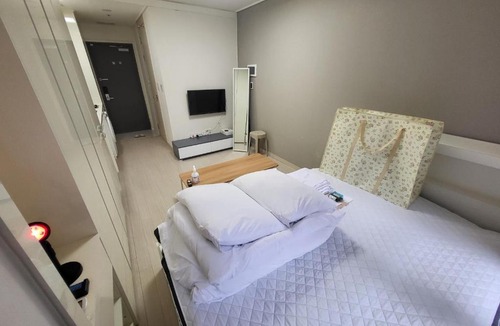 Seocho-dong Apartment | #1-2803 #Sinnonhyeon High-rise View #Garden View #Gangnam Station Line 2