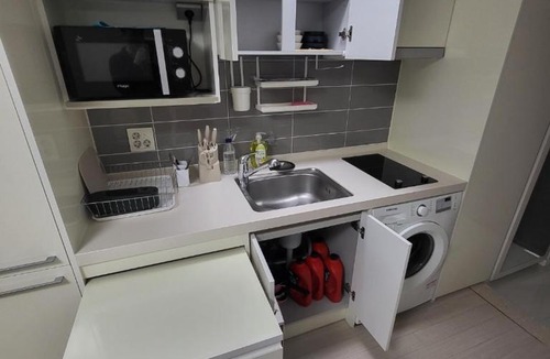 Seocho-dong Apartment | #1-2803 #Sinnonhyeon High-rise View #Garden View #Gangnam Station Line 2