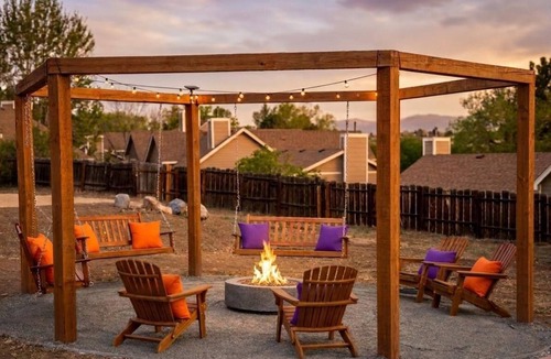 Arvada House | 1.7 Acre Epic Group Retreat - Pickellball, Game Room, Firepits, Hot tub!