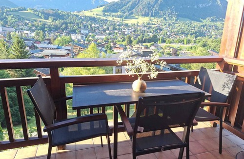 Megeve Apartment | 1-bedroom apartment with mezzanine in Megève, balcony & pets allowed