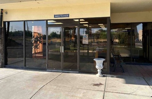 Chubbuck Apartment | 1 King Bed|Suite,Nsmk,Kitchen