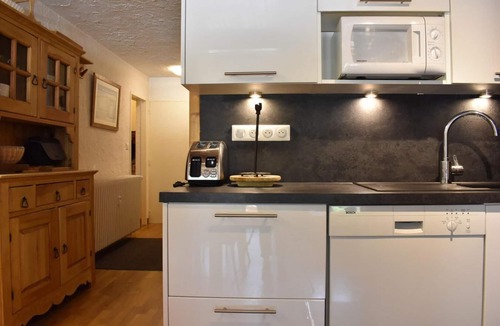 Meribel Centre Apartment | 100m from resort center, 4th floor, balcony, tv, 75m², Méribel