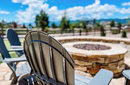 Gleneagle Cottage | 15524 Candle Creek