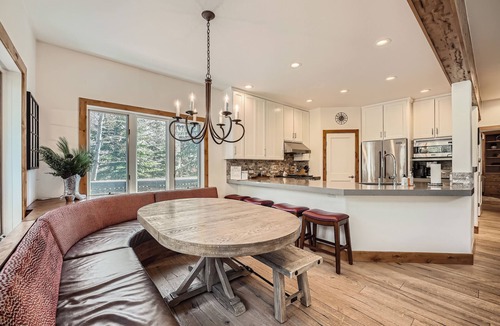 Vail House | 1890 Lions Ridge Loop, #9-West Vail Remodeled Home, Hot Tub, On Bus Route, Close to Vail!