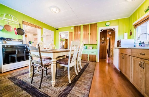 Estes Park Cabin | 1927 Cabin w/Hot Tub, Wood Stove & Car Charger